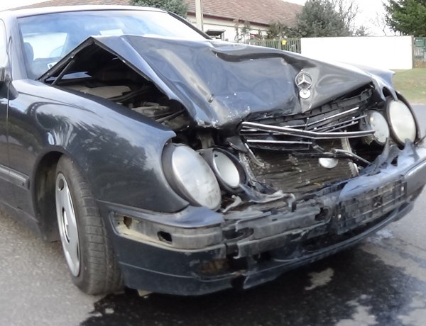 Baleset történt Nyírtelek belterületén csütörtök délután, a 38-as számú úton