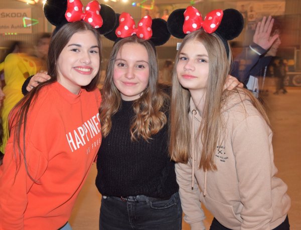 Zár a Nyíregyházi Városi Jégpálya - Több mint 30 ezer látogatója volt