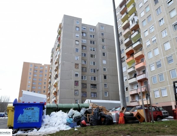 Jön a tavasz, megy a lom - A gyűjtési napot követően már ne helyezzenek ki lomokat