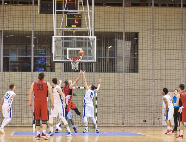 Az utolsó negyed döntött - a Nyíregyháza Blue Sharks legyőzte a Veszprémet