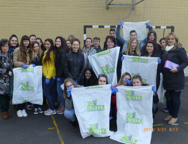 TeSzedd! akció a Kölcseyben – Az iskola diákjai számára fontos a környezetvédelem!