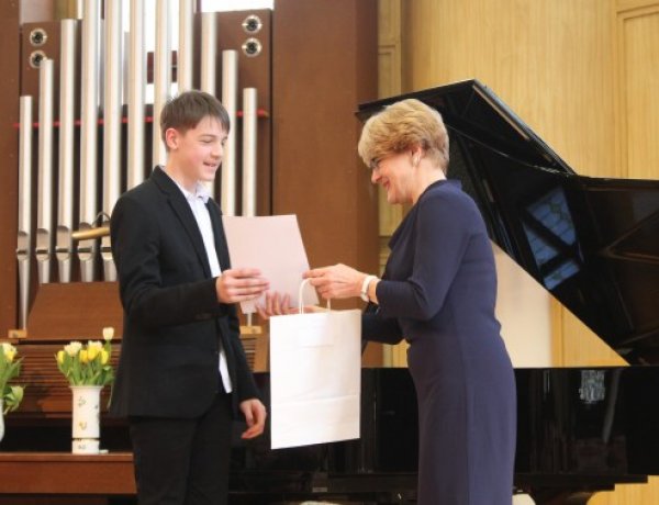 Így telt a XV. Országos Zongoraverseny döntője március utolsó hétvégéjén a Vikárban