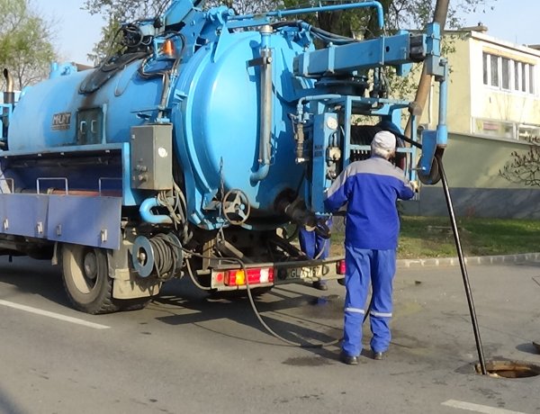 Forgalomkorlátozás várható a héten a Jósavárosban – Csatornatisztítási munkálatok zajlanak