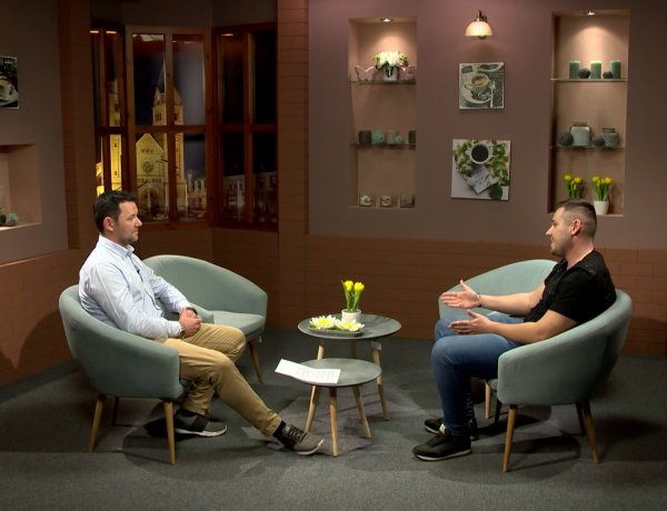 Rally, koncertek és Szabadtéri – Ha péntek, akkor Szieszta a Nyíregyházi Televízió műsorán