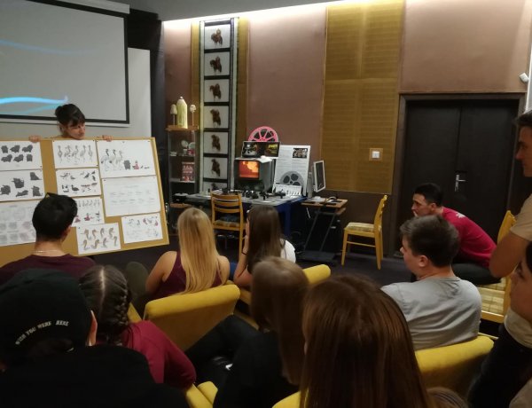 Mesés kirándulást tettek a nyíregyházi diákok a Kecskeméti Rajzfilmstúdióban