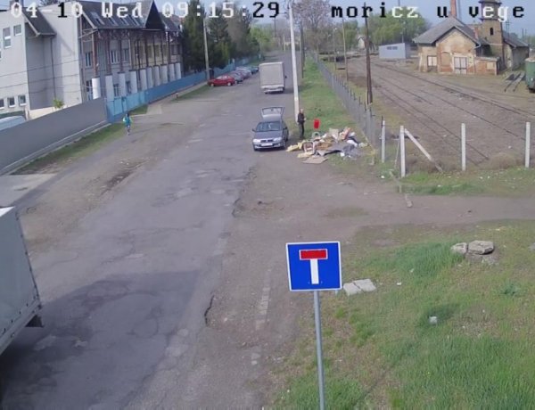 Ismét szemétlerakót értek tetten a közterület-felügyelők a térfigyelők felvételei alapján