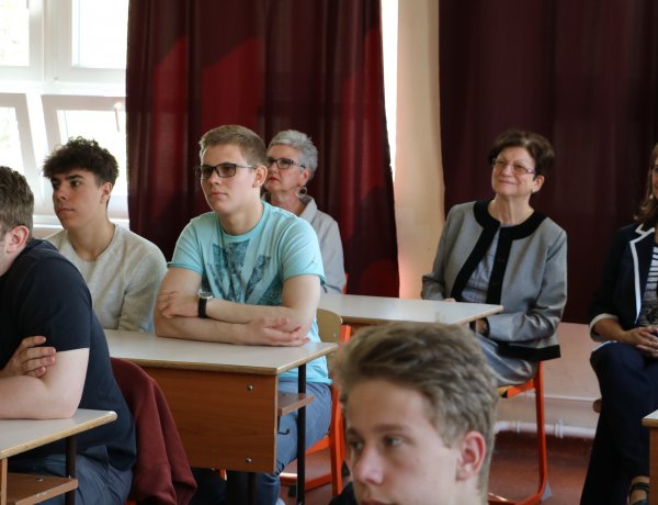 Nyelvvizsgás referencia iskola lett a nyíregyházi Szent Imre Gimnázium