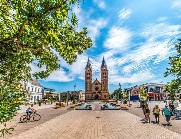 Debrecen-Nyíregyházi Egyházmegye – Nagyheti, húsvéti püspöki szentmisék, szertartások