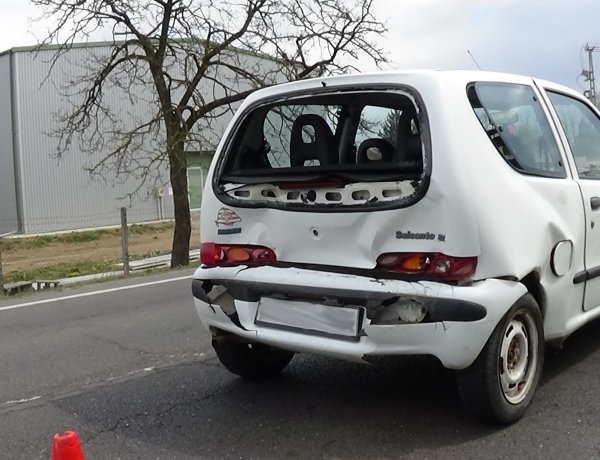 Hosszú hétvége – A Tokaji úton sem úszták meg baleset nélkül a közlekedők