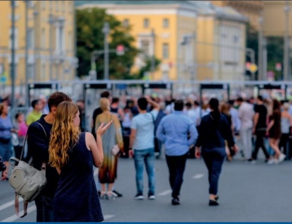 Utcai piknik a belváros szívében - Nyíregyháza a gyalogosbarát város