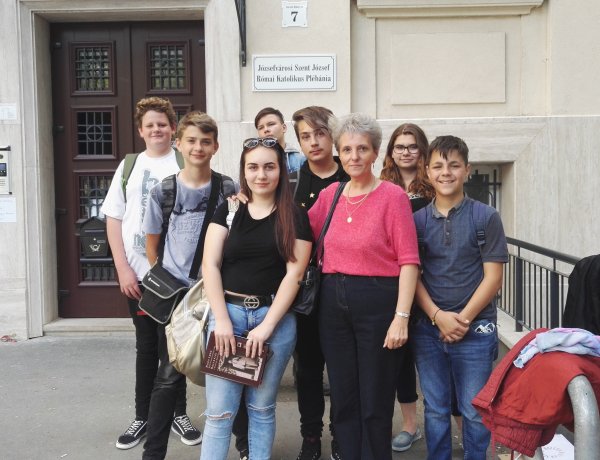 Gratulálunk! Rozsréti diákok sikere az országos történelmi vetélkedőn