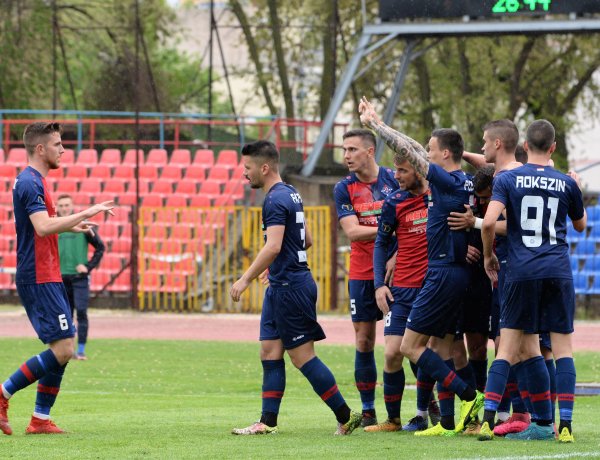 Tovább robog a Szpari - a kilencedik veretlen meccs zsinórban! 