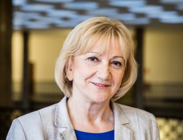 Schmuck Erzsébet a május 26-ai EP-választásról is beszélt sajtótájékoztatóján