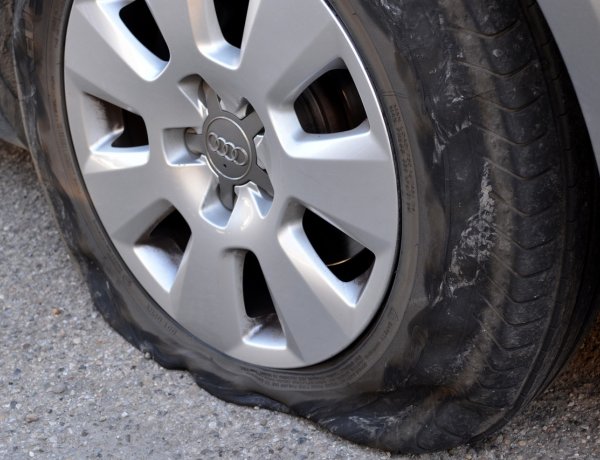 Baleset! - Félpályán halad a forgalom a Nyíregyháza felé vezető irányban