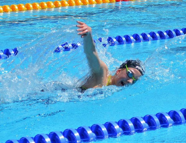 Békéscsabán a hosszútávúszók - érmet szereztek a nyíregyháziak