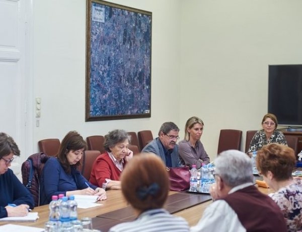 Idén is maradnak a fürdőzési kedvezmények a nyugdíjasoknak és lesz sporttalálkozó is!