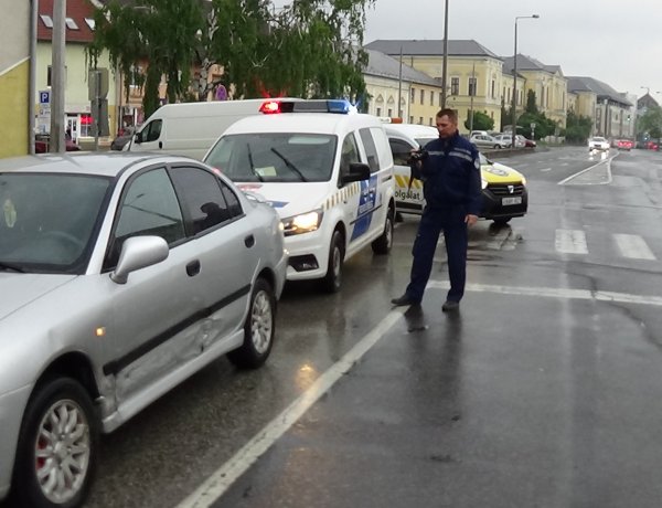 Baleset történt a Luther és az Eötvös utca kereszteződésében