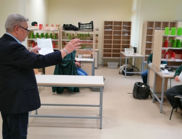 Bűnmegelőzési előadás Kisvárdán és Nyírbátorban – Postai kézbesítők a középpontban