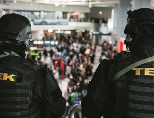 TEK-esnek adta ki magát a több bűncselekményt elkövető férfi