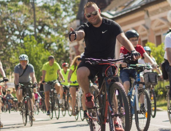 Irány a Bringa Piknik! 10 órától startolnak a programok a Kossuth téren!