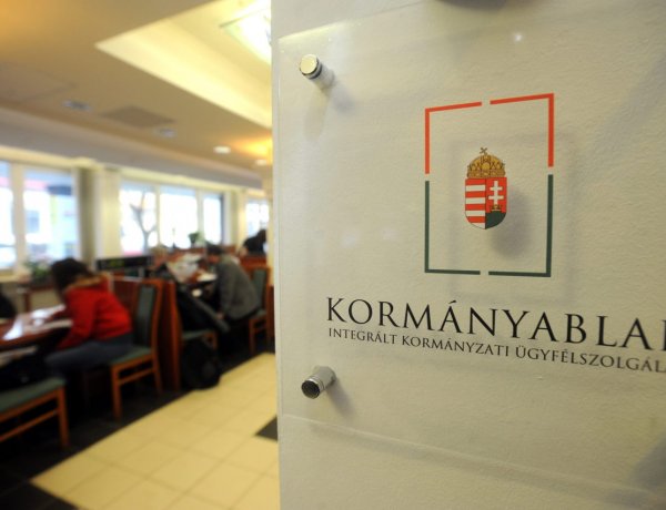 Nyitva vannak a kormányablakok és okmányirodák a hétvégén – Kattintson a részletekért!