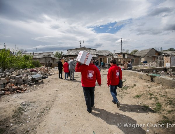 Karitász: Petíció Ukrajna új elnökéhez, hogy a humanitárius segítség célba érhessen