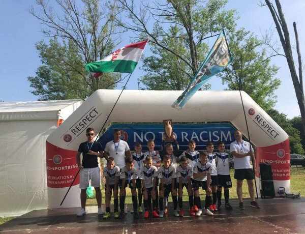 Második hely a nemzetközi focitornán - Horvátországban játszott a FILO SE