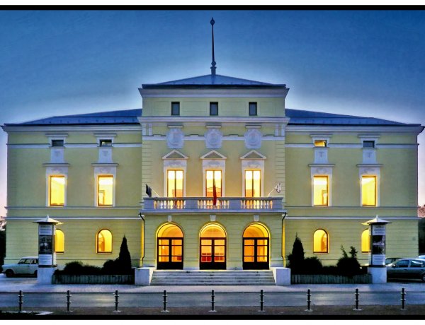 Sikeres évadot zárt a Móricz Zsigmond Színház - Új darabok, sok néző és komoly tervek