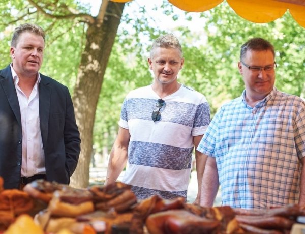 Piac és Zene Sóstón – Megnyílt a sóstói piac és a Zene Sóstón harmadik évada!