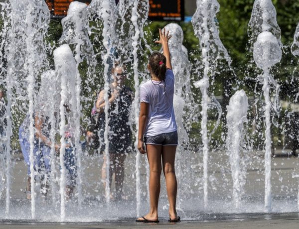 Pénteki friss! – Másodfokú figyelmeztetést adtak ki a hőség miatt