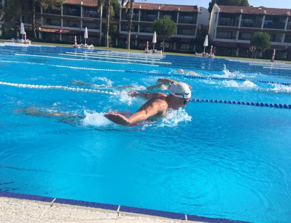 Törökországi edzőtáborban készülnek a Nyíregyházi Sportcentrum úszói