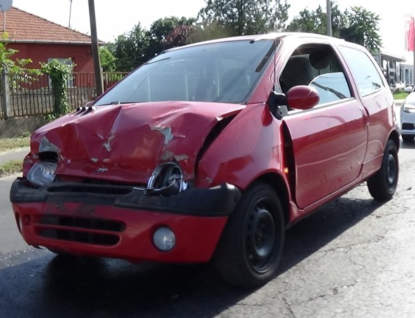 Baleset történt az Orosi úton, egy sérültet kórházba szállítottak