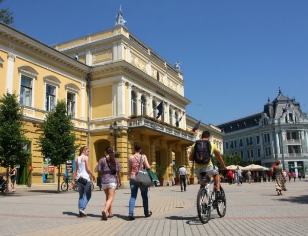 Ismerd meg Nyíregyházát! - Belvárosi séta a nyári időszakban