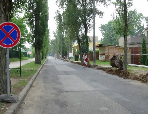 Parkolni és várakozni is tilos - Megkezdődött a Blaha Lujza sétány felújítása