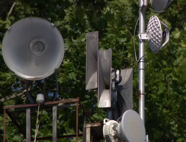 Megkezdték a polgári védelmi lakossági riasztó és tájékoztató eszközök hangos üzempróbáját