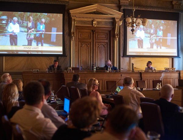 Újabb támogatásról tett bejelentést Nyíregyháza polgármestere a közgyűlésen