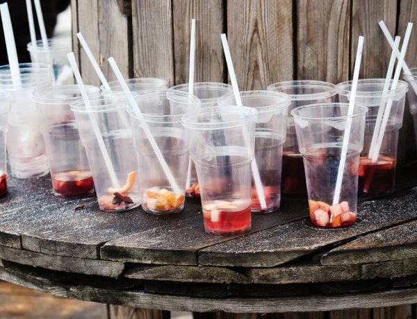 Elkezdődött a Műanyagmentes július – Egyedülálló kezdeményezés indult