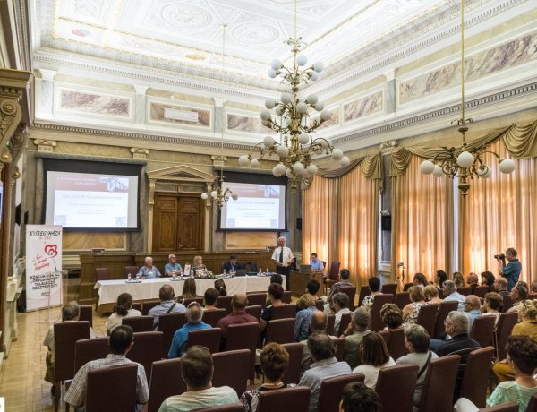 25 éves a Szív a Szívért Alapítvány - Jubileumi konferenciát tartottak Nyíregyházán