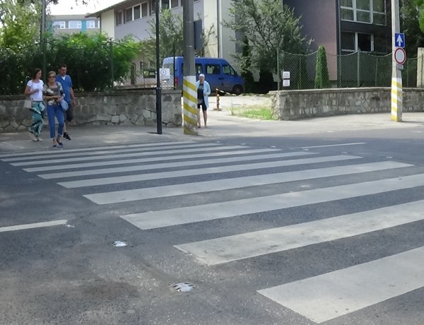 Újabb okos zebra városunkban!  - Ezen a helyen is nagy szükség volt rá.