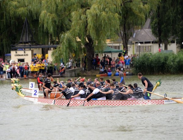 Őrületes Sárkányhajó Fesztivál volt hétvégén a Sóstói tavon – Ez már a negyedik volt!
