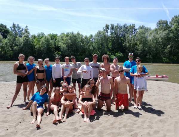 Széchenyisek a gáton – Vízitúrán remekeltek a nyíregyházi diákok