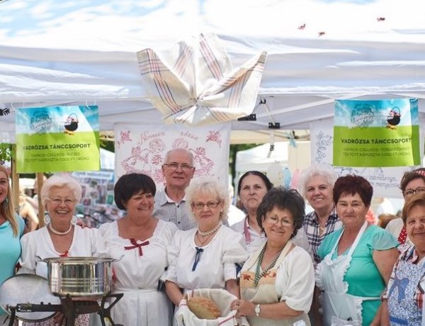 Ízkavalkád! – Idén is rengeteg érdeklődőt vonzott a Barkács-Bogrács Főzőverseny
