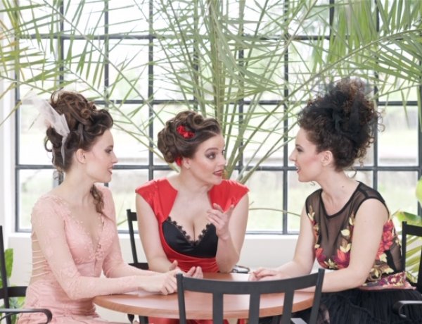 Orpheum Madams: A Móricz Zsigmond Színház színművésznőivel debütál a Bencs Villában kedden