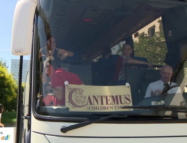 Folyamatosan nemzetközi fesztiválokon vesz részt a Cantemus kórus