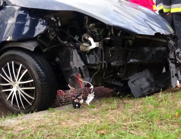 Egy utas megsérült – Baleset történt Sóstón, a Fürdő és a Napfény utca kereszteződésében 