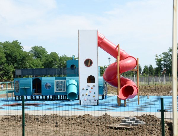 Hamarosan elkészül a Kertváros gyöngyszeme – Gőzerővel folyik a kivitelezés