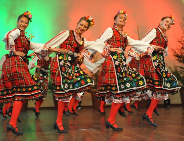 Fesztiválszezon augusztusban: Néptáncosok lepik el Nyíregyházát!