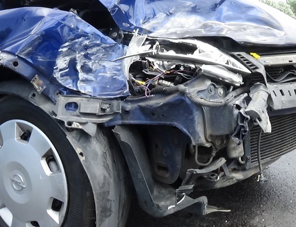 Hármas karambol az M3-as autópálya Debreceni úti felhajtójánál 