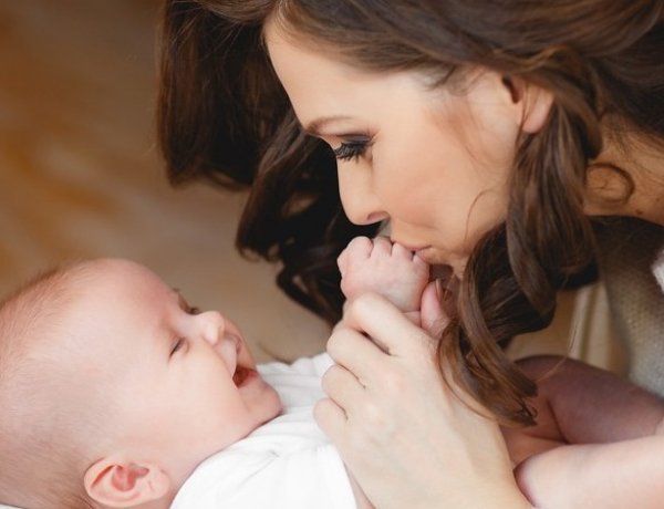 Anyatejes táplálással számos felnőttkori betegség megelőzhető