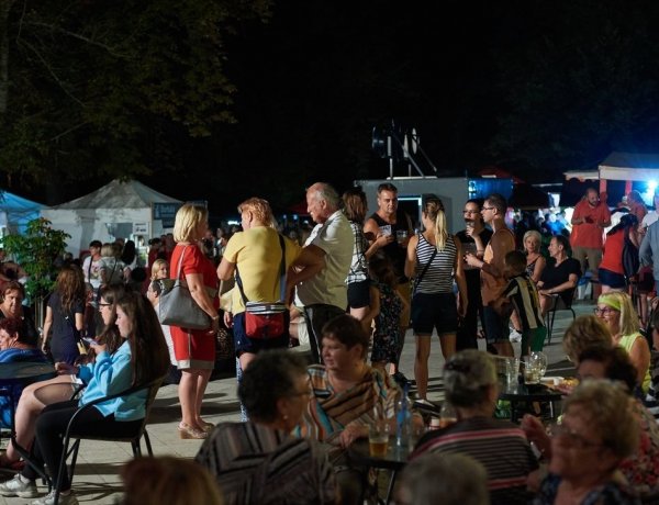 80 fajta sörkülönlegesség, koncertek és fantasztikus hangulat a IX. SóstóSerFeszten